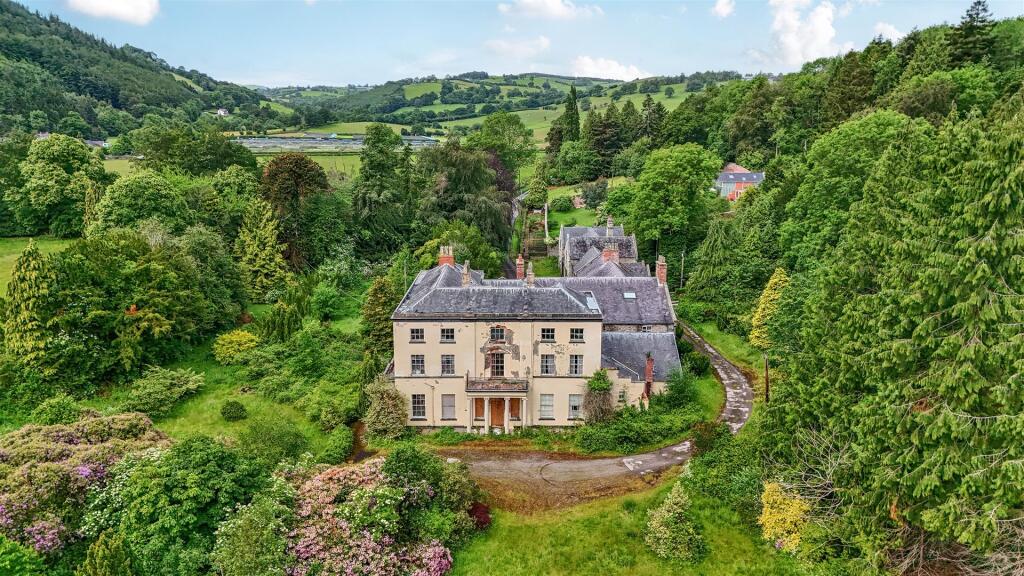 Main image of property: Dolforgan Hall, Kerry, Newtown, Powys, SY16 4DN
