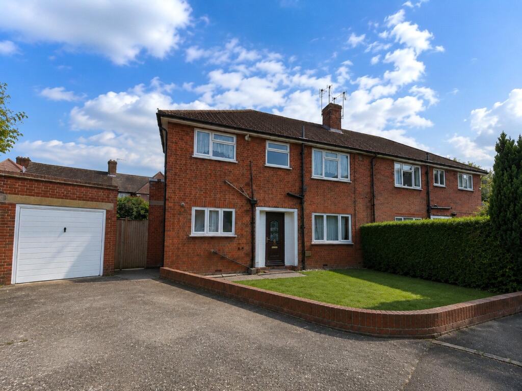Main image of property: Rosary Close, Hounslow, Greater London, TW3