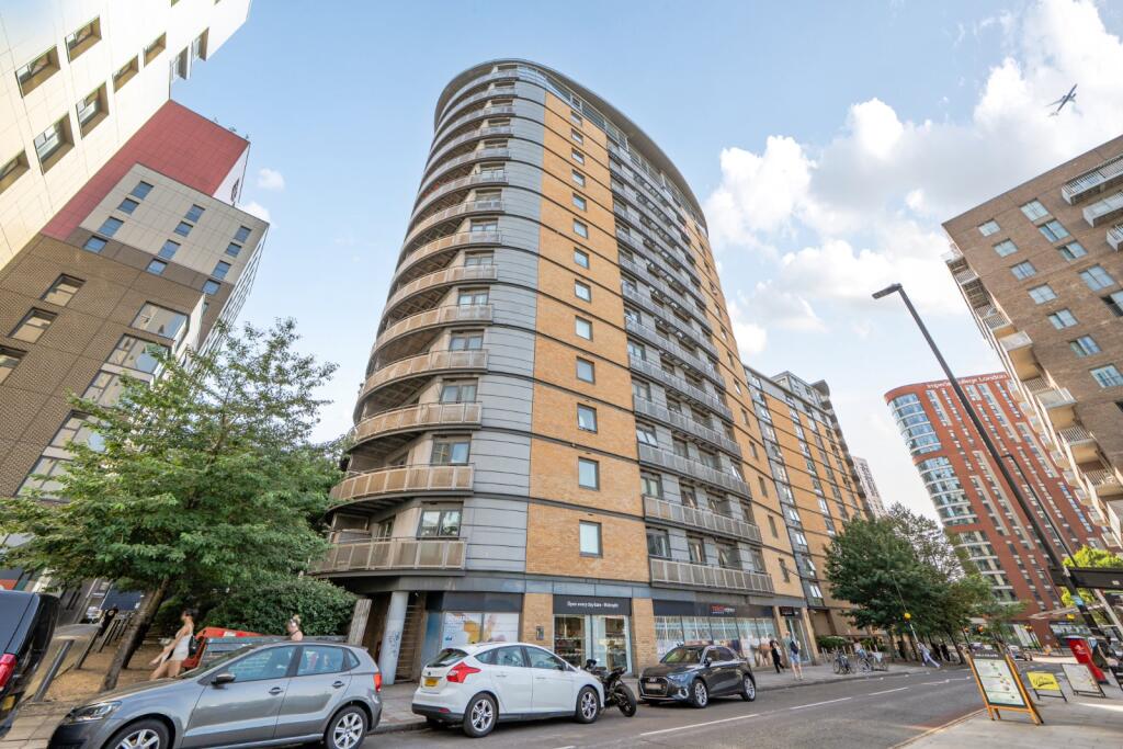 Main image of property: Victoria Road, Acton, London, W3