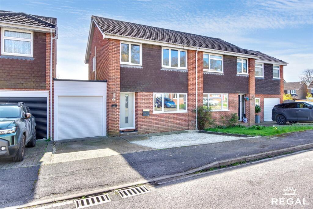 Main image of property: Hunters Way, Bishopstoke, SO50
