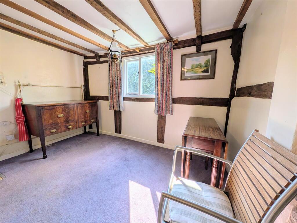 House in Pembridge, Herefordshire - More