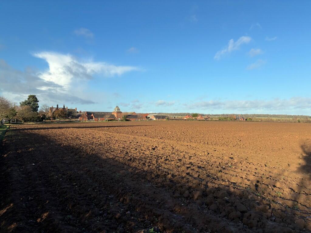 Main image of property: 16.22 acres Land at Oldcotes (A634)