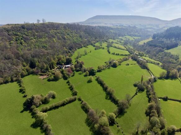 dji_fly_20260423_122100_0463_1776959547066_photo.J