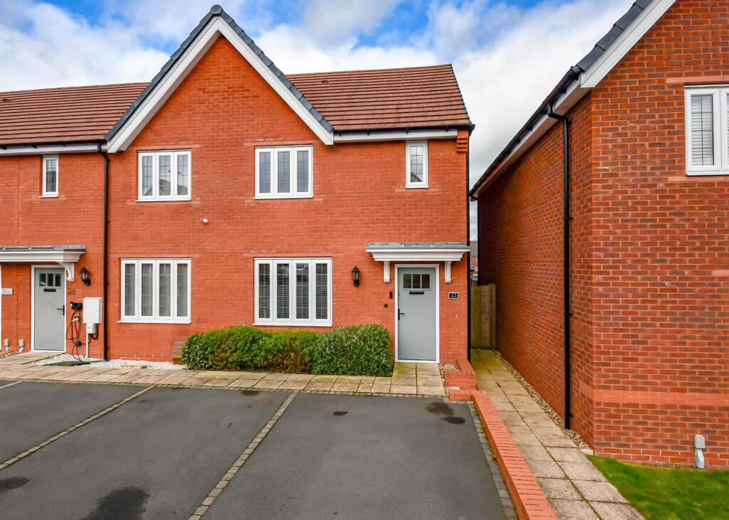 Main image of property: 22 Marshall Way, Codsall, Wolverhampton, WV8 1FP