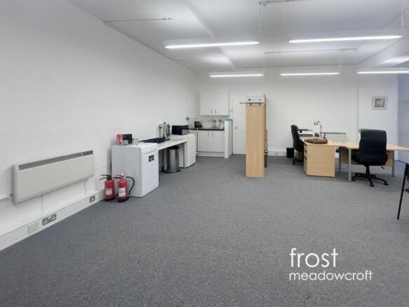 Unit 3 Walmer Courtyard Holland Park W11 office 