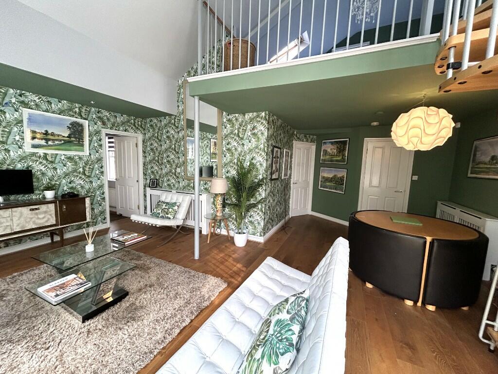 Apartment in Stockport - View 2