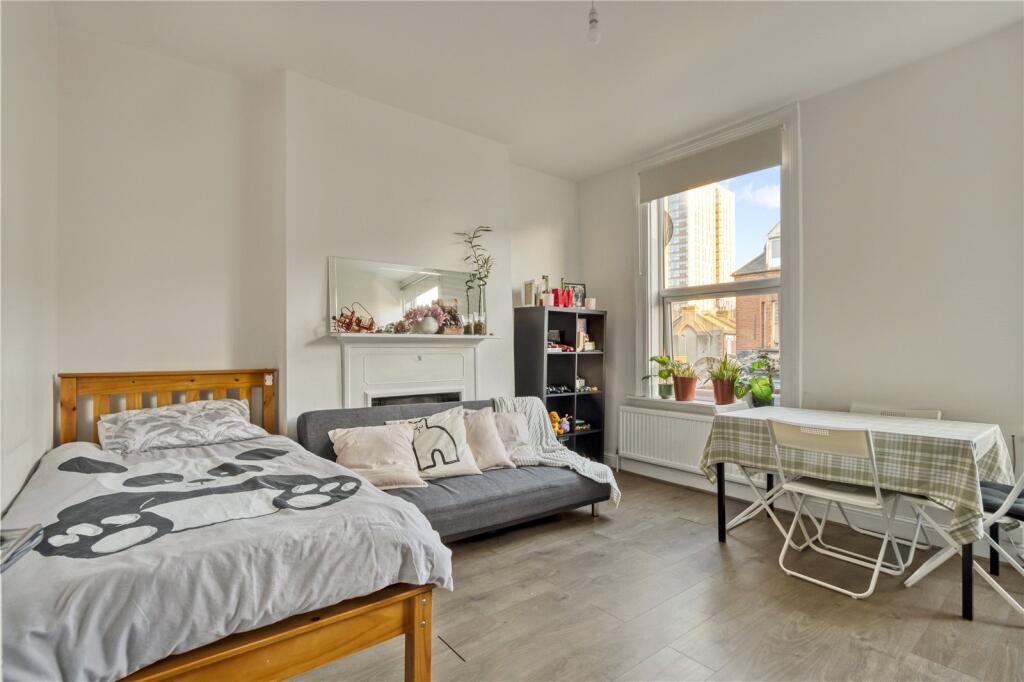 Main image of property: West Green Road, London, N15