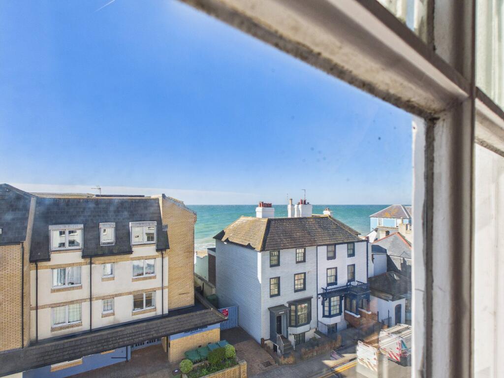 Apartment in Sandgate, Golden Valley - View 2