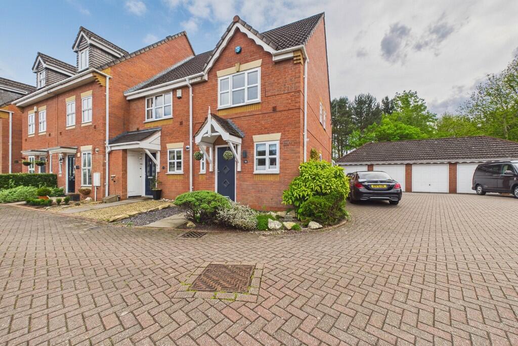 Main image of property: Saddlers Close, Lichfield
