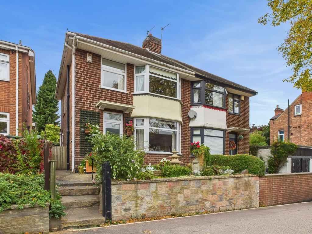 3-bed semi-detached on Hickling Road, Mapperley, Nottingham, £250,000