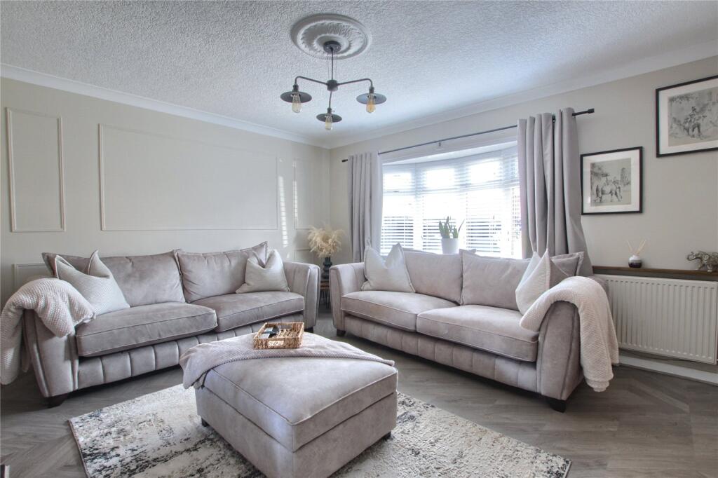 Holmwood Avenue, Saltersgill photo 5