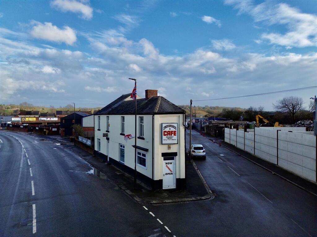 Main image of property: Brimington Road North, Chesterfield, S41