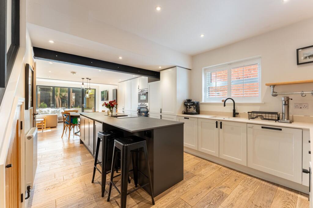 Livingstone Road, Bournemouth, BH5 - View 5