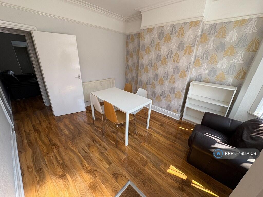 Main image of property: Bristol Road, Coventry, CV5