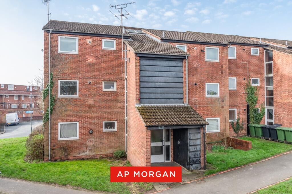 Main image of property: Mainstone Close, Winyates East, Redditch, Worcestershire, B98