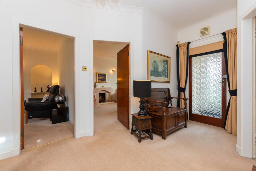 2, Ford Road, Newton Mearns, Glasgow photo 4