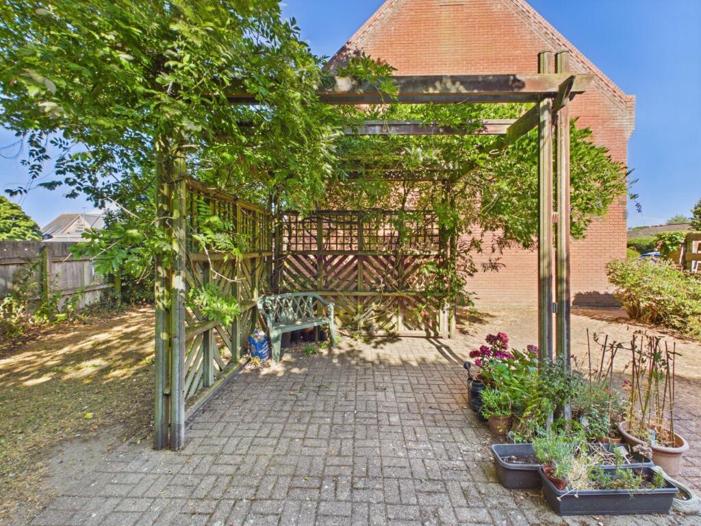 Apartment in North Norfolk, Holt - View 4