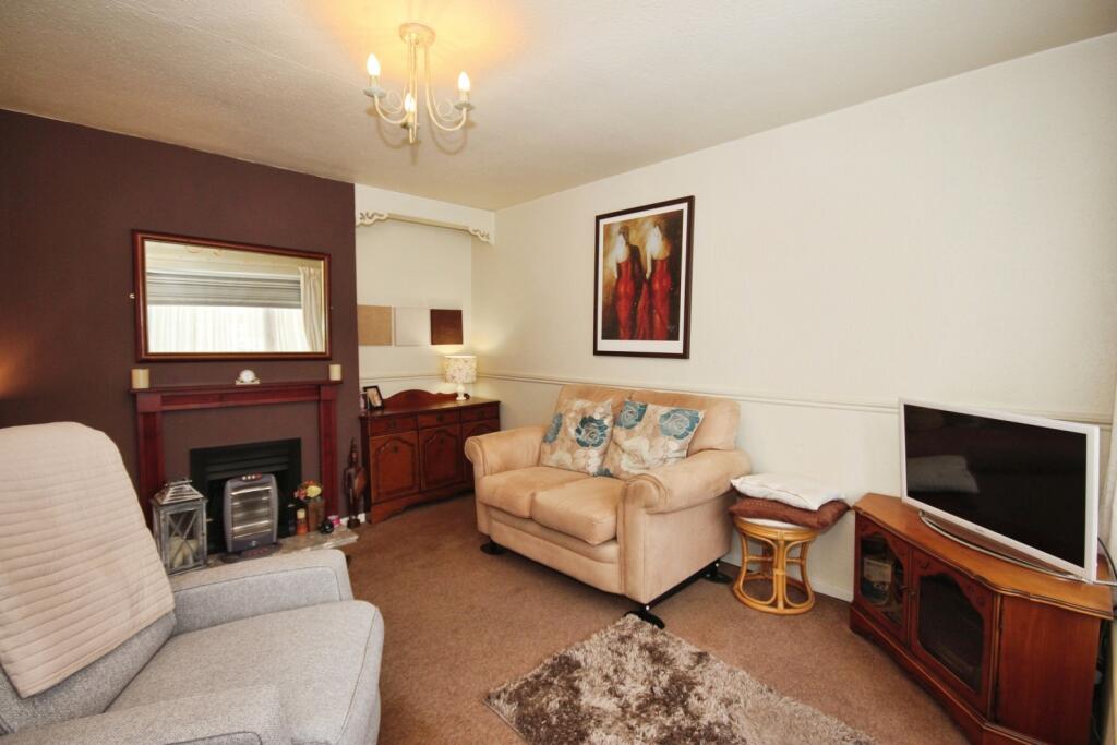 Seymour Close, Hampton Magna, Warwick, Warwickshire, CV35 photo 2