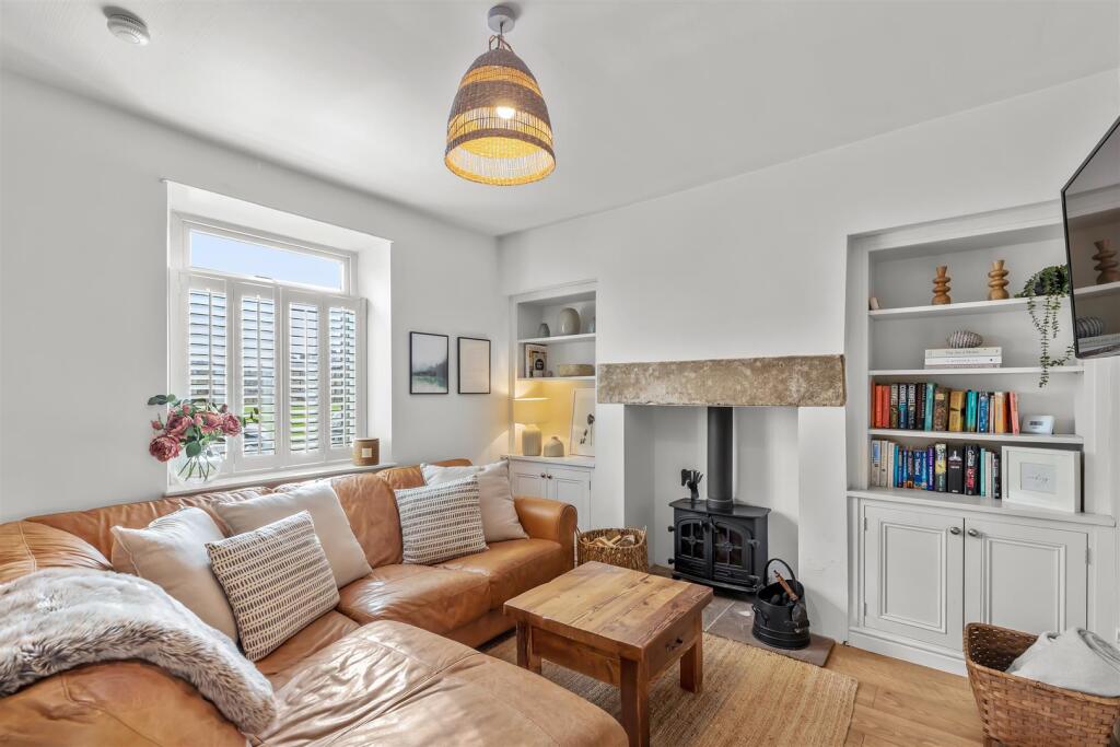 Peel Place, Ilkley - View 2