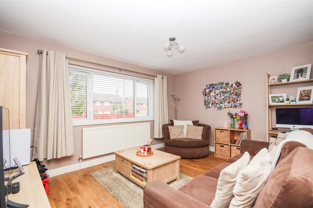 NN10, Masefield Drive, Rushden - View 6