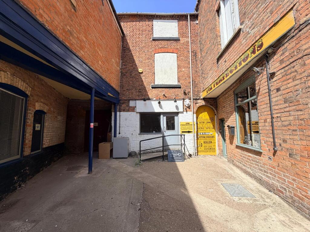 4 White Lion Yard, Lord Street, Gainsborough DN21 2DD