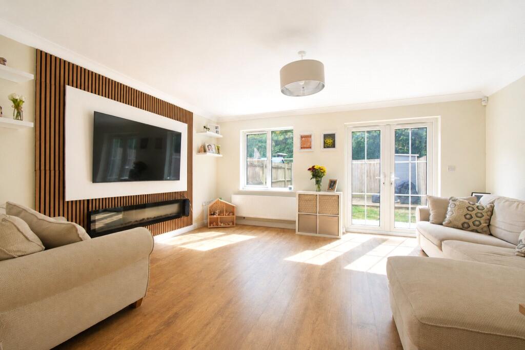 House in Basingstoke and Deane, Newnham - View 2