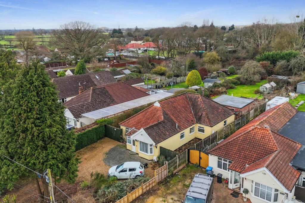 Main image of property: The Poplars, Old London Road, Ipswich