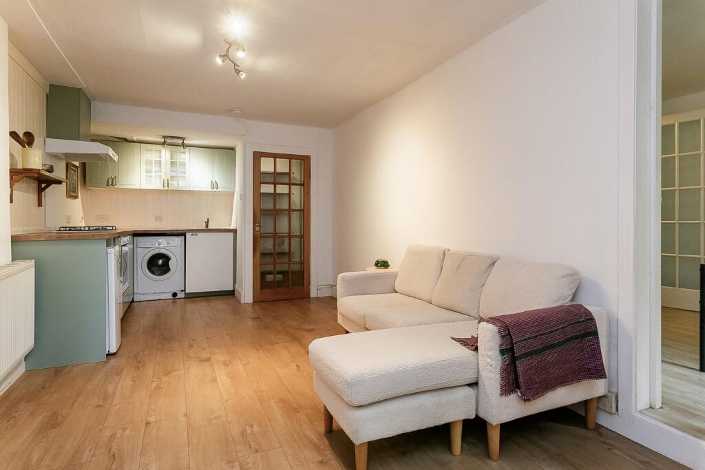 Apartment in Edinburgh, Leith Harbour & Newhaven - View 3