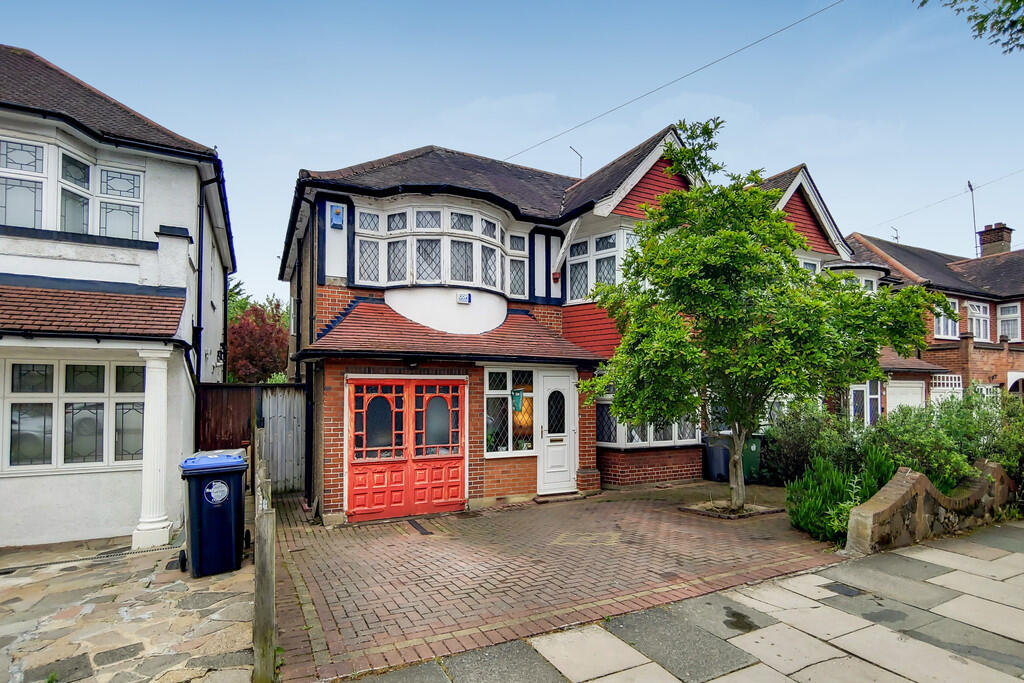 Main image of property: Shaftesbury Avenue, Harrow