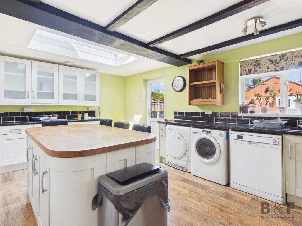 House in Bristol, Bitton - More