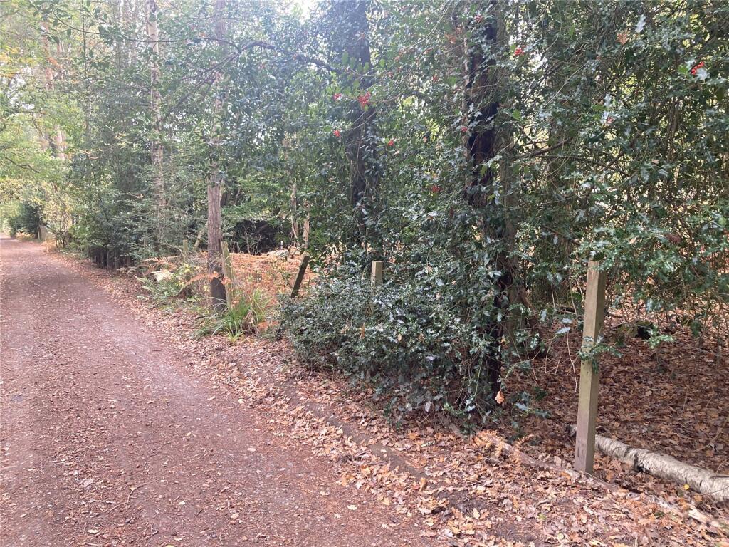 Range Road, Finchampstead, Wokingham, Berkshire, RG40 - View 2