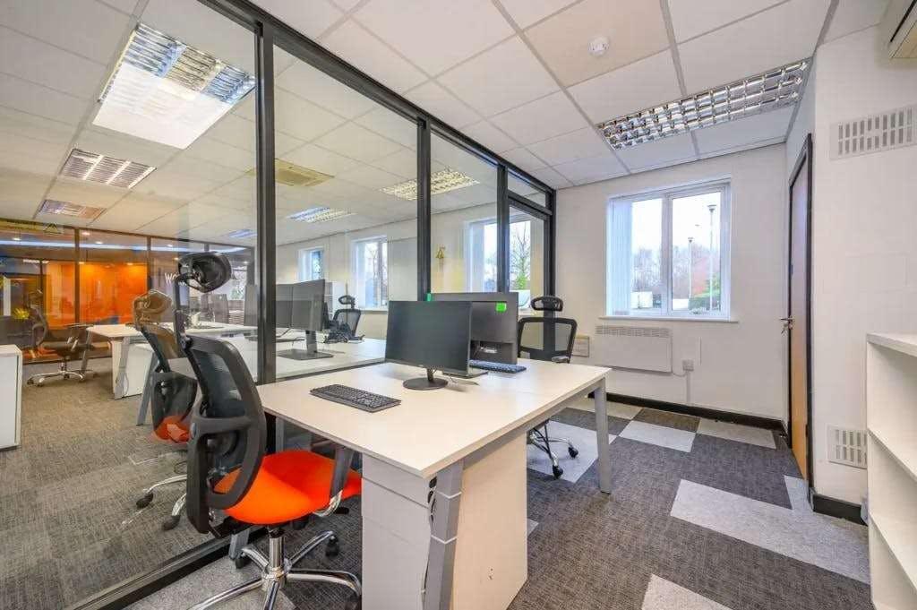 9cad7ef8cb4f04efddc19df297154ae9-worx-united-house-10-1024x681_l_gal.jpg