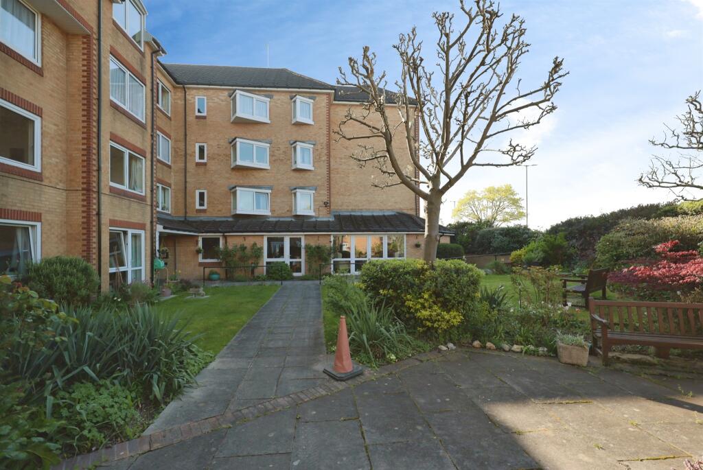 Main image of property: Cassio Road, WATFORD