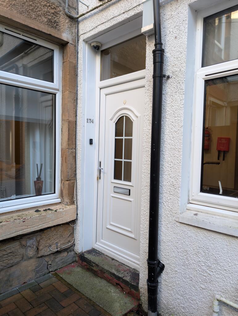 Main image of property: 174 Thornhill Road, Falkirk