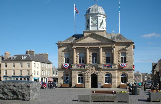 7-Flat6TheSquareTownHallPrint.jpg