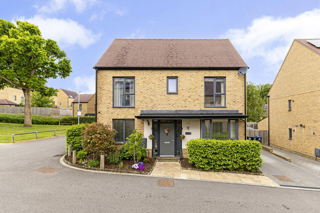 Main image of property: Philand Lane, Coulsdon, CR5