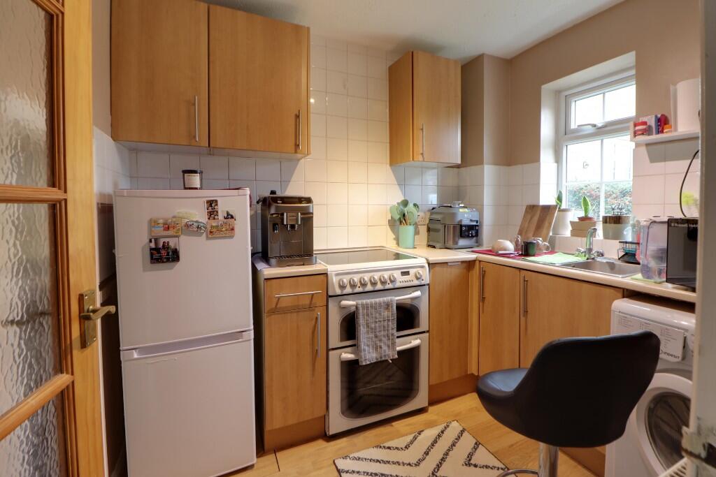 Providence Grove, Stevenage, Hertfordshire, SG1 photo 3