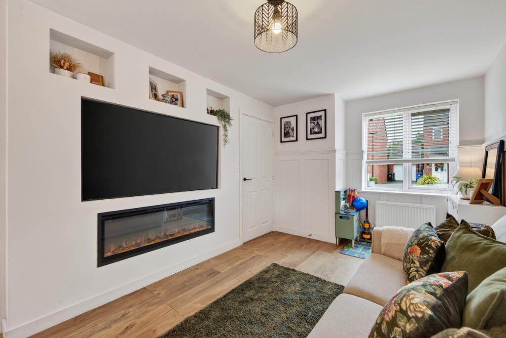 House in Barton Seagrave, North Northamptonshire - View 4