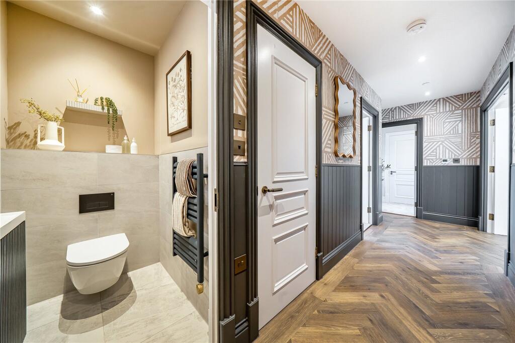 Apartment in London - More