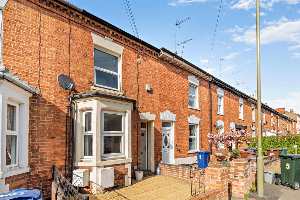 Main image of property: North Street, Banbury, Oxfordshire, OX16