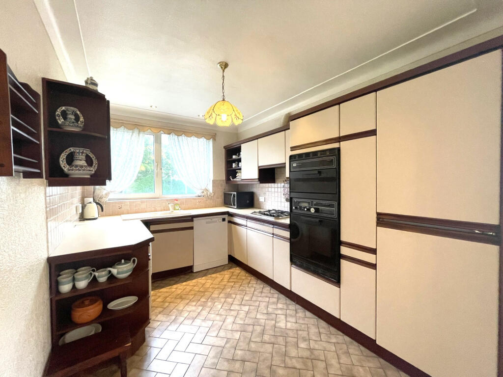 Janice Drive,  Fulwood, PR2 photo 4