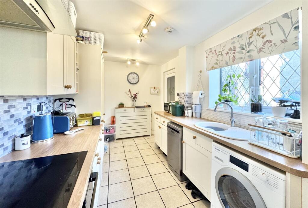 House in Gloucester - More