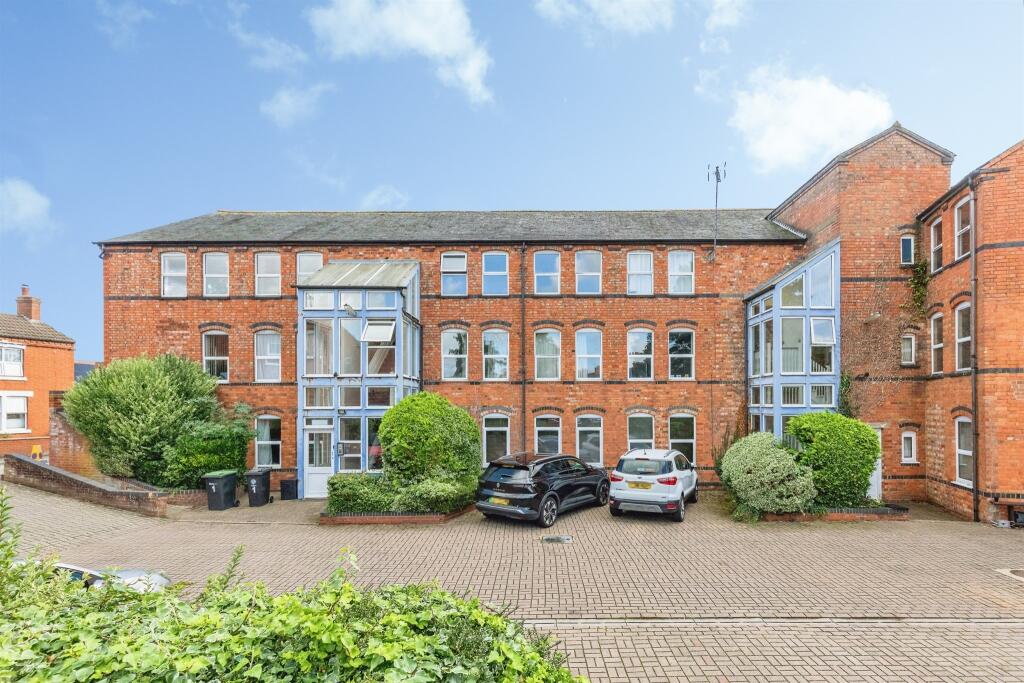 Main image of property: Scarborough Street, Wellingborough