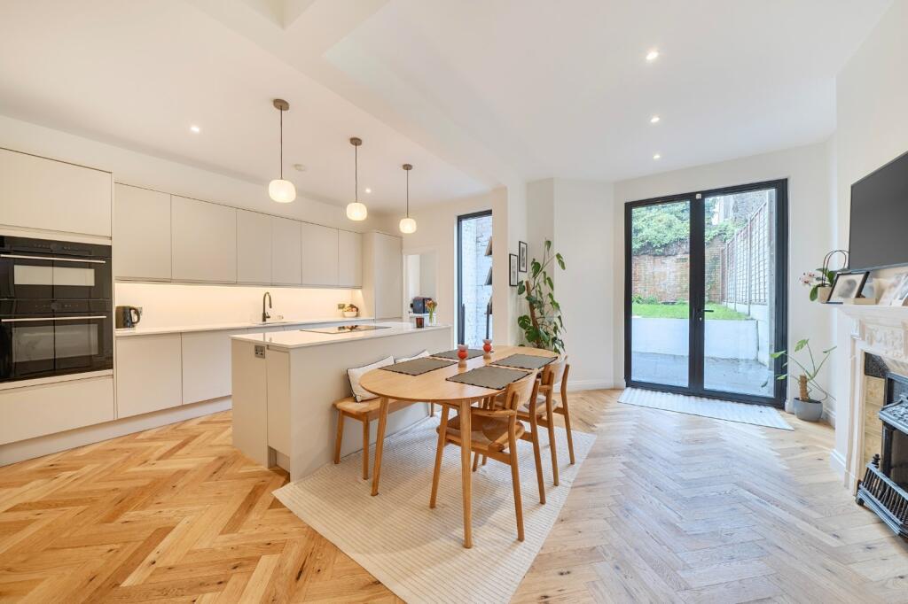 Main image of property: Babington Road, Streatham, London, SW16