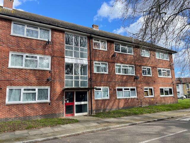 Main image of property: Ravine Grove, London, SE18