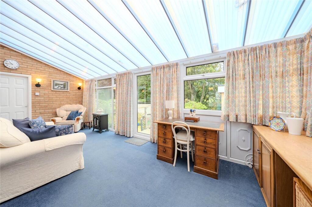 House in Pudsey, Farsley Beck Bottom, Stanningley - View 4