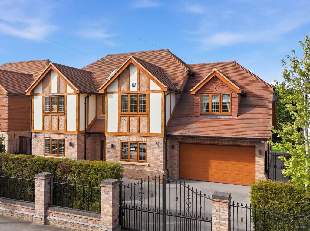 Main image of property: Parkstone Avenue, Hornchurch, RM11