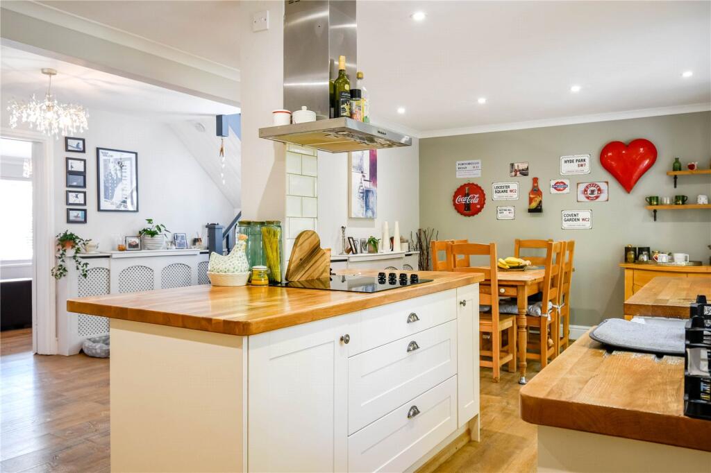 House in Marlborough, Froxfield - View 5