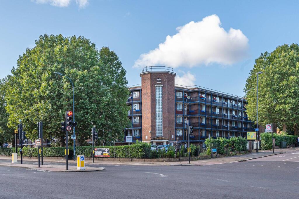 Main image of property: Randisbourne Gardens, Beckenham Hill, London, SE6
