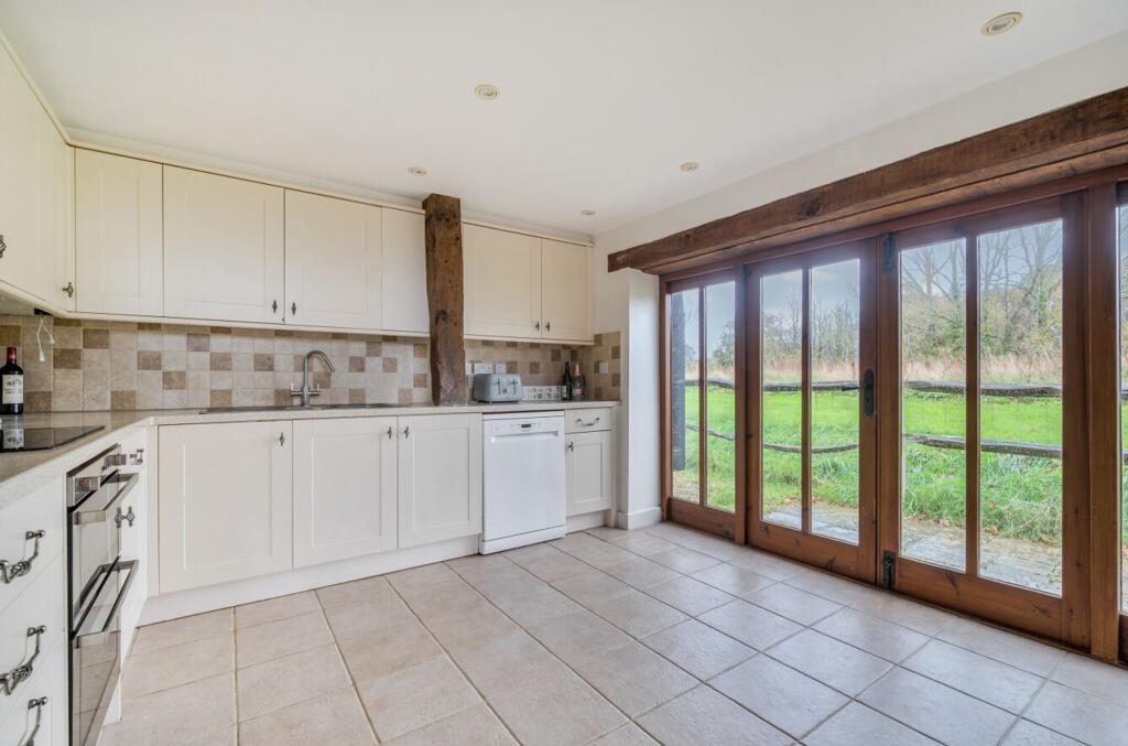 Chichester Road, Sidlesham Common, PO20 photo 4